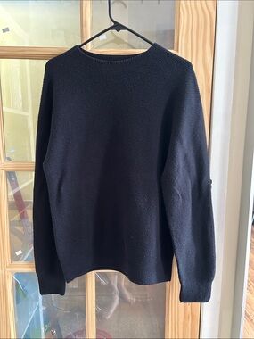 UNIQLO Men's Black Crewneck Sweater